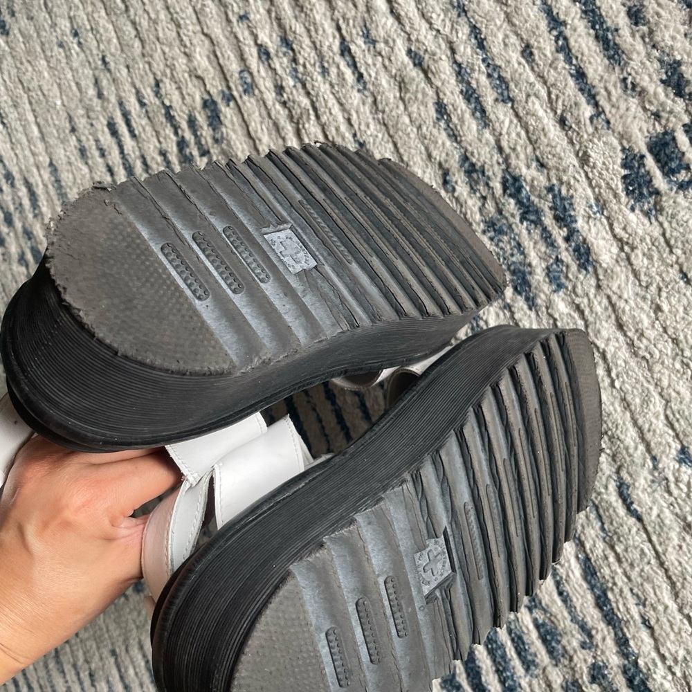 Dr. Martens White Platform Sandals - Picture 4 of 5